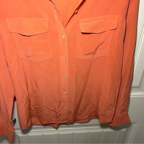 Tommy Bahama 100% Silk Orange Button Down Long Sleeve Blouse Size Small - Picture 3 of 9